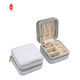 Embossing Kleine Reispapier Sieraden Geschenkdozen Pu Lederen Draagbare Sieraden Case