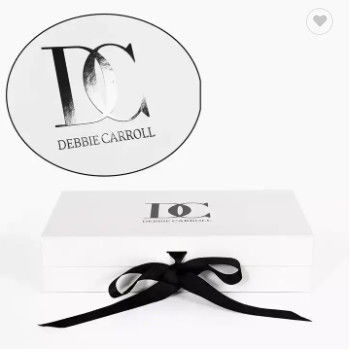 Douane Logo Recycle White Box Cardboard die Verpakkende Dozen met Lint vouwen